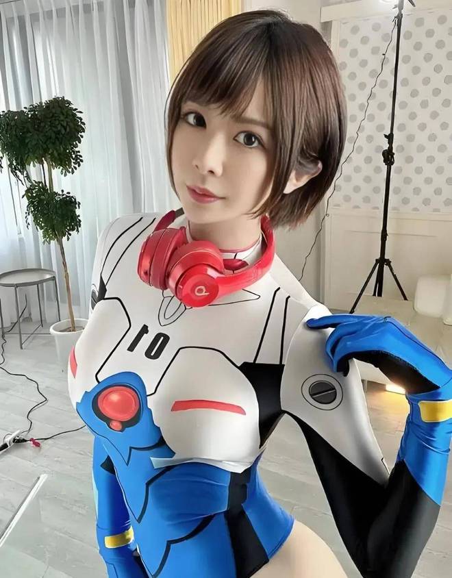 日本美女辻井穗乃果：影视界的璀璨新星(图4)
