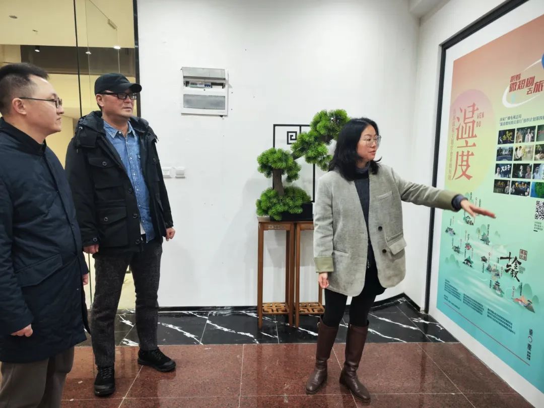 文学作品影视转化《红岩》为作家铺路搭桥