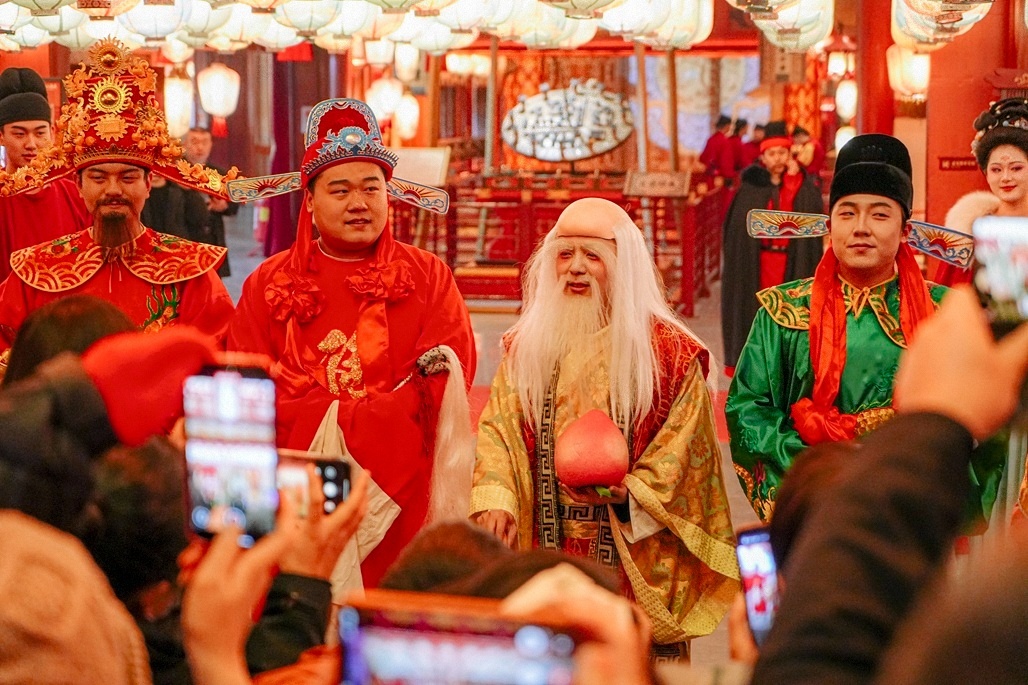 年味中国丨在西安开启唐“潮”年