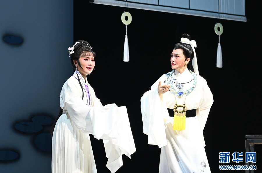 越剧《红楼梦2025版》舞台版和电影项目启幕-新华网(图3)