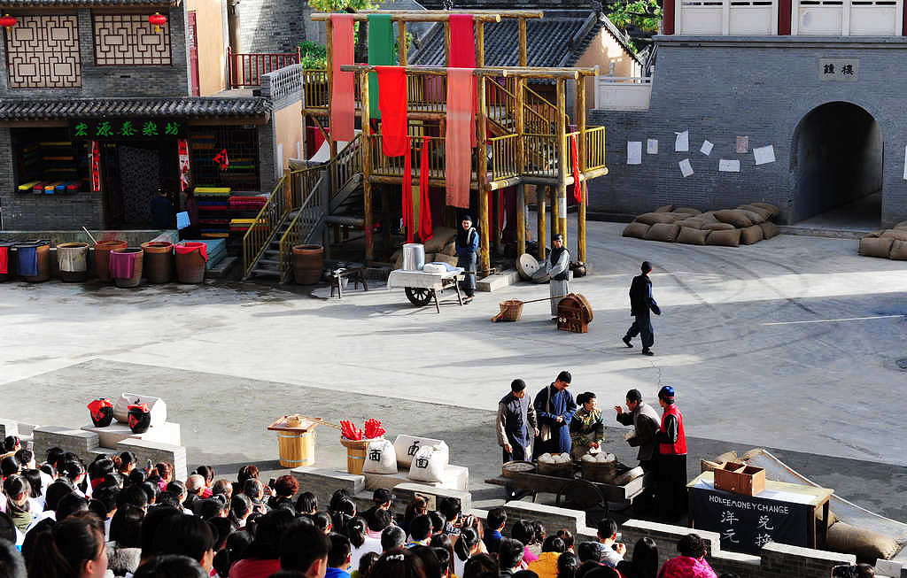 天府文旅一季度营收增长超9成 与多方合作布局影视文旅融合