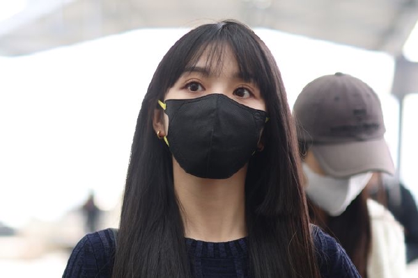二人一起生猴子全程不盖被子(图1)