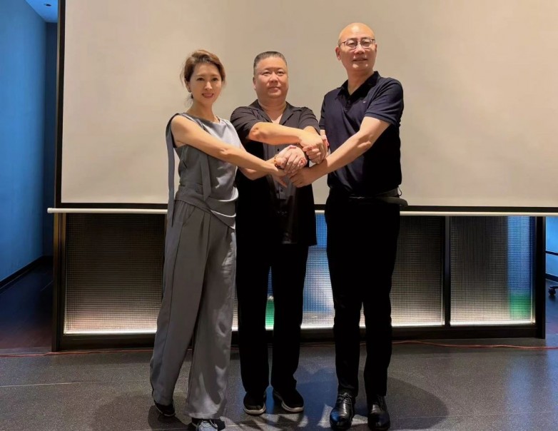 影视破界者丨星店影业启航首部短剧《神仙下凡做生意》开启奇幻之旅(图3)