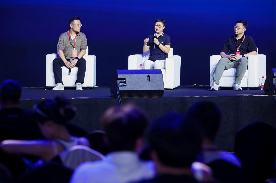 完美世界教育COO出席博采AI虚拟影视基地开园仪式共筑产教融合新生态(图2)